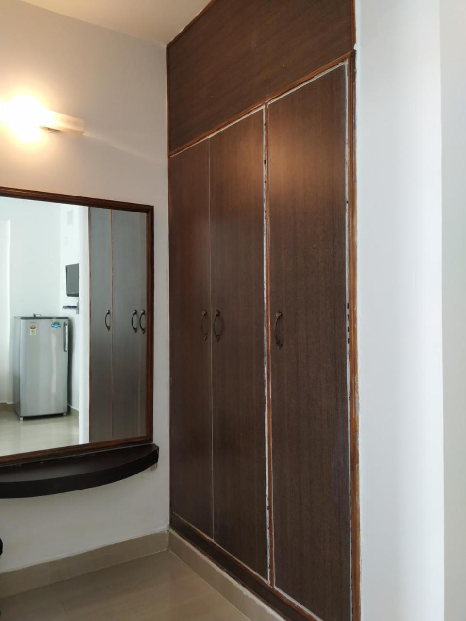 Aum Hotel Puttaparthi Zewnętrze zdjęcie